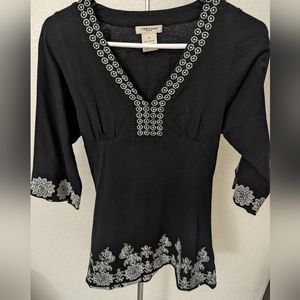 Vertigo Paris Black V-Neck Embroidered 3/4 SleeveTunic Small.